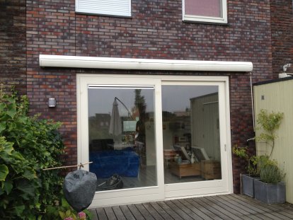 Leveren en plaatsen schuifpui aan de Harderwijkkade 2 te Amersfoort Vathorst.