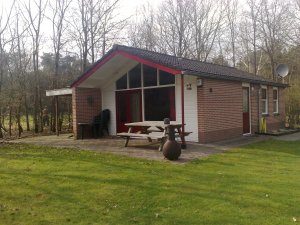 75 bungalows Epe + 5 bungalows Holten