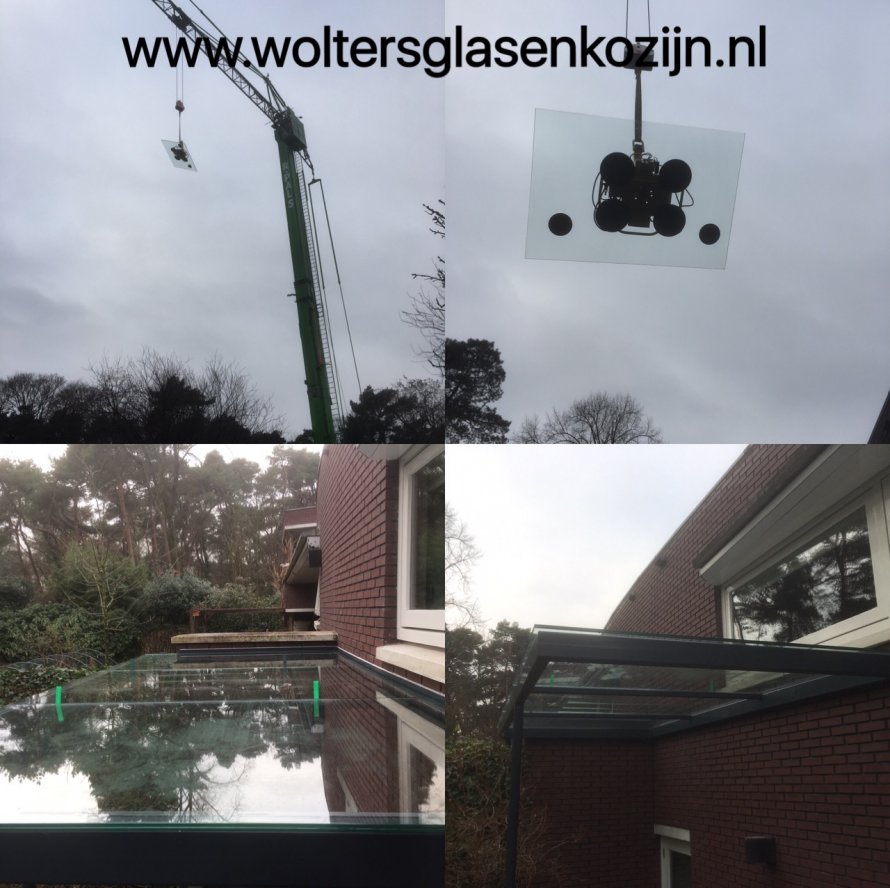 Aluminium afdak voorzien van gelaagd glas te Bilthoven.